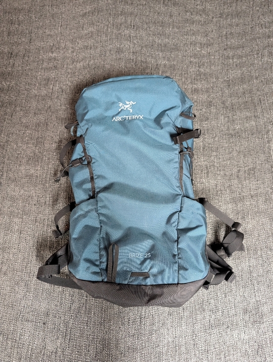 Arc'teryx | Bags | Arcteryx Brize 25 Mens Blue Daypack | Poshmark